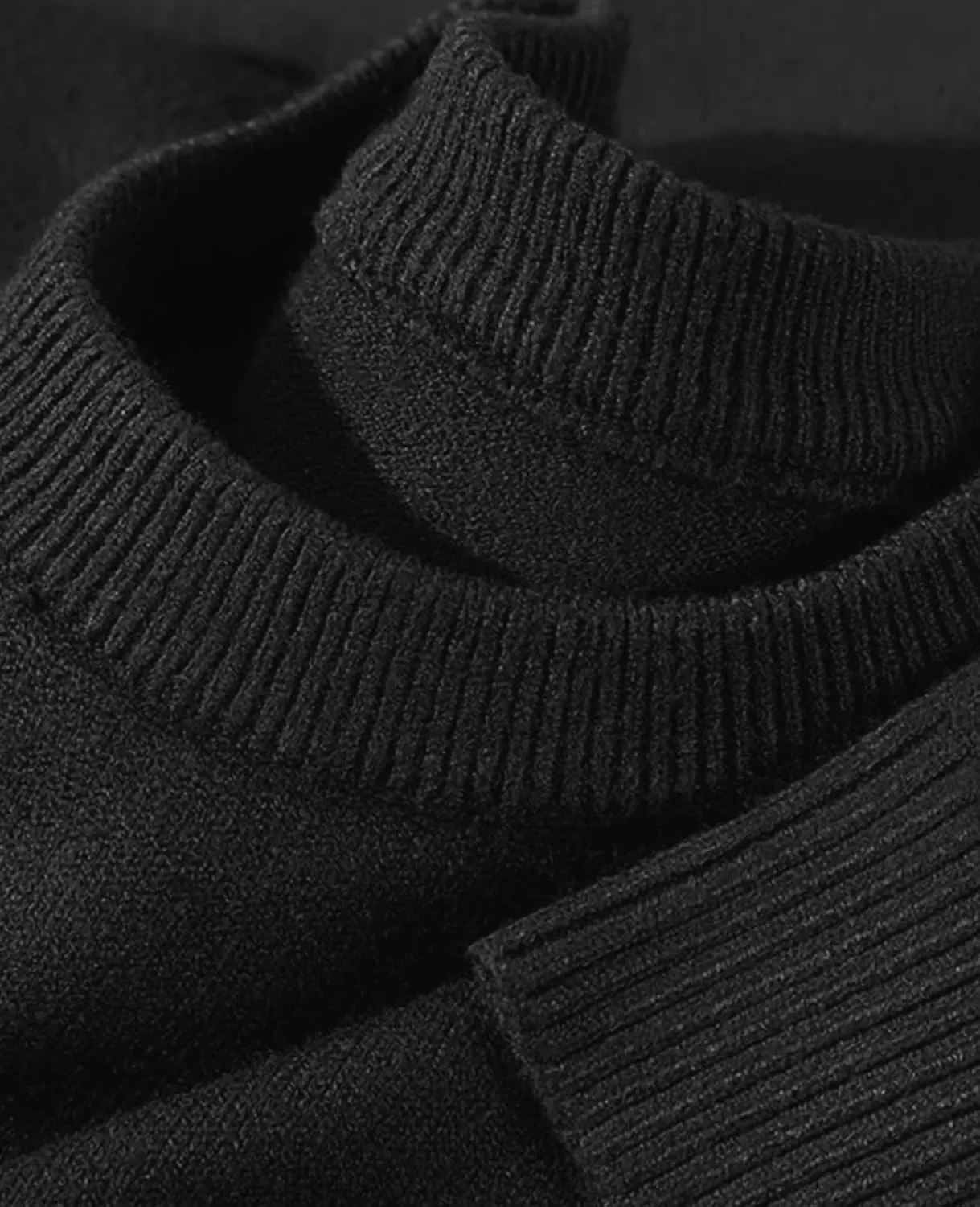 QUALFORT Women's Sweaters Long Sleeve Soft Lightweight Basic Knitted Pullover Sweater